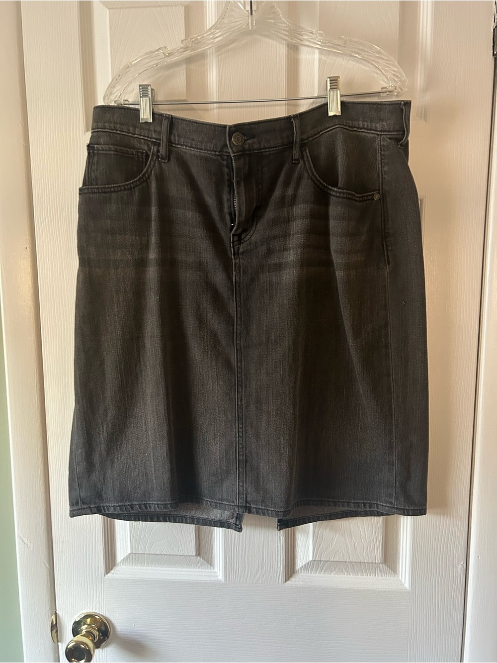 Women’s dark gray denim pencil skirt